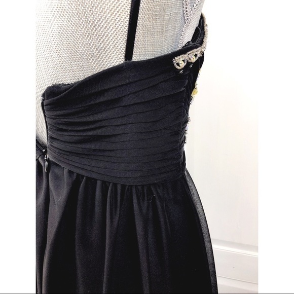 ELLIE MAKENZIE BLACK EMBELLISHED GOWN - Picture 4 of 5